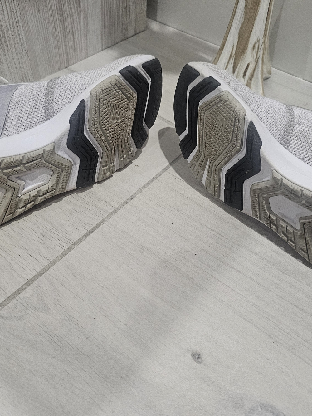 New Balance FuelCore Nergize Women's Light Gray Sneakers Size 5.5 - Picture 6 of 6